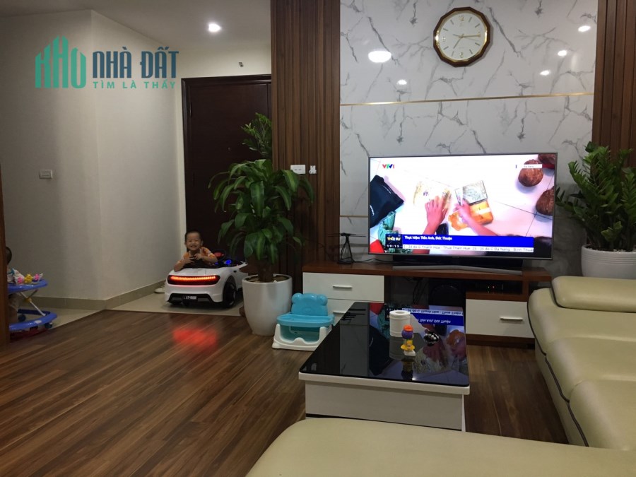 BÁN NHÀ HÀ ĐÔNG, Chung Cư Mipec City View, 68,9m2, giá 2xxx tỉ