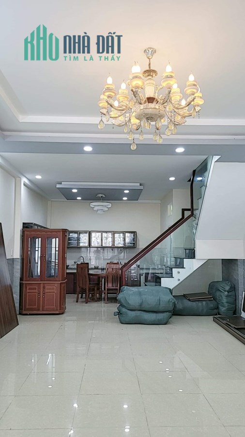 Ngộp bank MTKD Phú Thạnh Tân Phú  70m2 ,ngang 5.2 ,2 tầng nở hậu giá 5tyxx