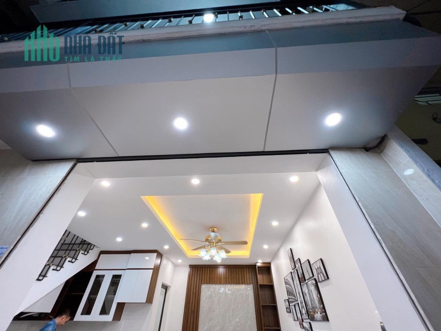Bán nhà ngõ Đại học Y Hà Nội sdcc 30m2 3 tầng xây mới 2022 giá 3 tỷ