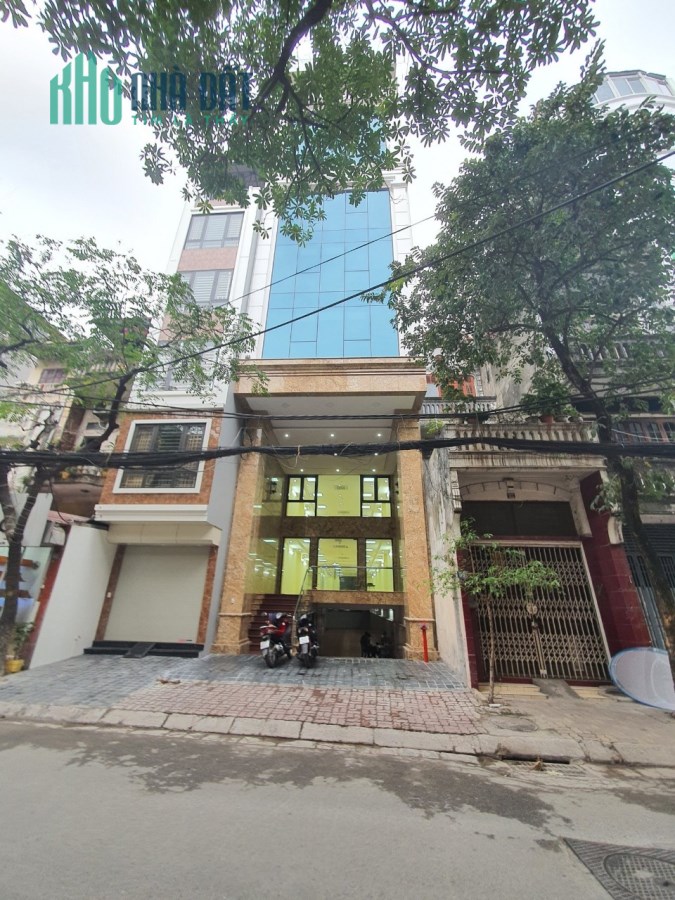 Bán VP 8 tầng mặt phố Nguyễn Ngọc Nại. DT250m2, MT 6,5m: Giá 75 tỷ