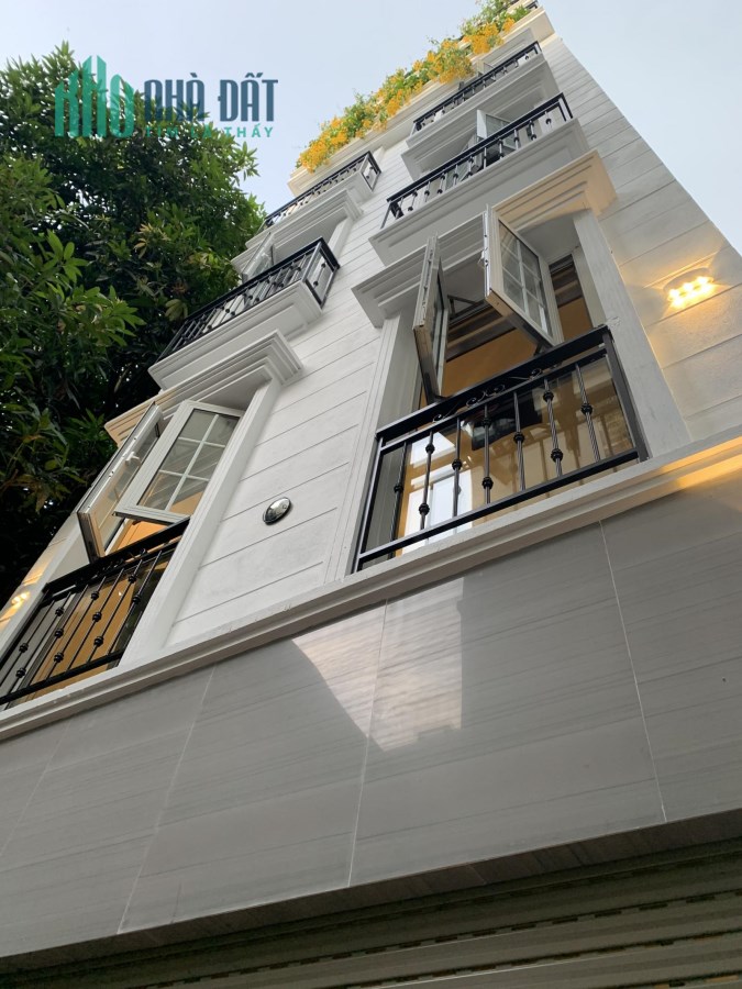 MẶT PHỐ CỰC ĐẸP - VỈA HÈ RỘNG - KINH DOANH ĐỈNH - HIẾM NHÀ BÁN - KHU VỰC VIP QUAN CHỨC.