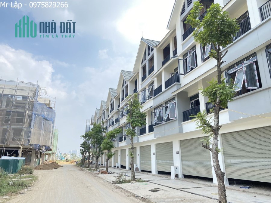 Cần bán biệt thự liền kề Hinode Royal Park giá 4x/m2 ( Rẻ như giá chung cư)