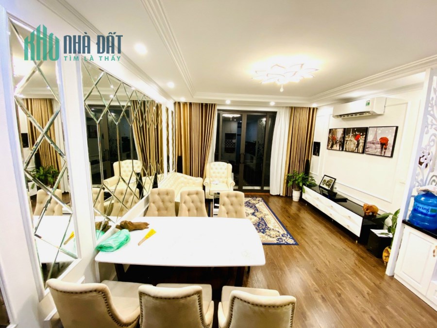 Ngọc Thụy, Long Biên, 43m, 5 tầng, mới, đẹp,  đường hơn 5m, ô tô tránh, vào nhà, 5,2 tỷ