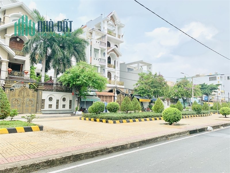 Biệt thự đường 7m đường Tân Kỳ Tân Quý, DT 12x20m đúc 3 tấm - Giá 24 tỷ T
