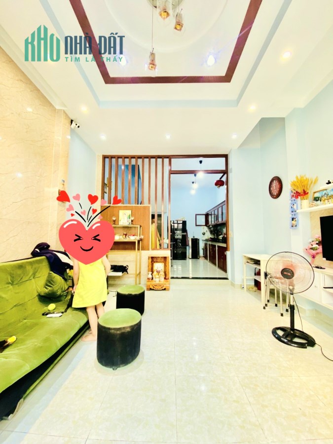 Bán Rẻ Full Nội Thất Hoàng Xuân Nhị, Âu Cơ, Phú Trung, 3Tầng, 61m2, 4Tỷ9, Nguyễn Thủy-0382292129