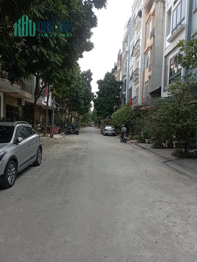 NHÀ ĐẸP ĐÓN TẾT - CHÍNH CHỦ CẦN TIỀN BÁN GẤP NHÀ - DV ĐA SỸ -KIẾN HƯNG- HÀ ĐÔNG