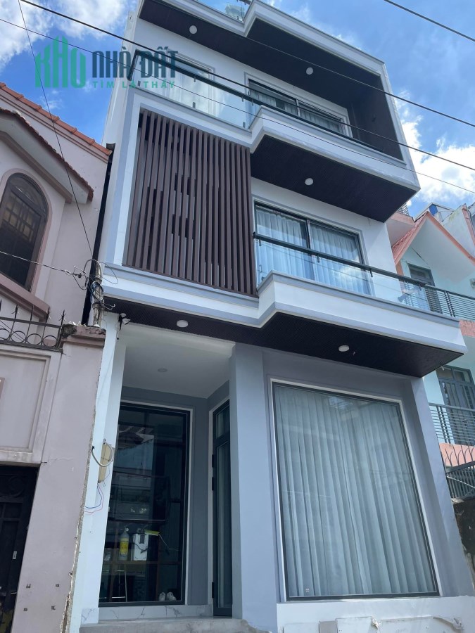 Bán  gấp ViLLa đường Lê Quang Định, Hẻm xe tải, 1 Hầm 5 lầu THANG MÁY, 6M x 14M, giá chỉ 12 Tỷ 9 TL