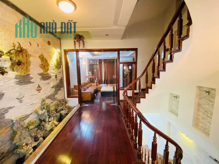 Chỉ vài bước ra Mặt phố. Trước nhà 3m. Bán nhà Nguyễn Hoàng 64m2*4T. MT4m. Ở ngay. 6,4 tỷ