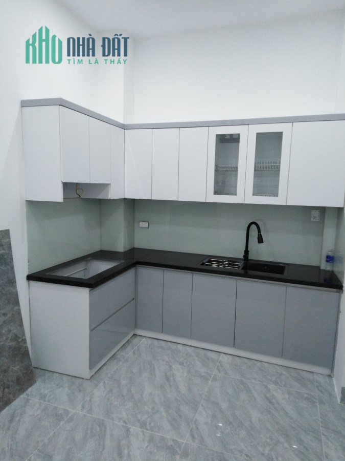 BÁN NHÀ 48M2 PHỐ Âu Cơ, Tây Hồ, oto10m, giá 6 tỷ: hung8st