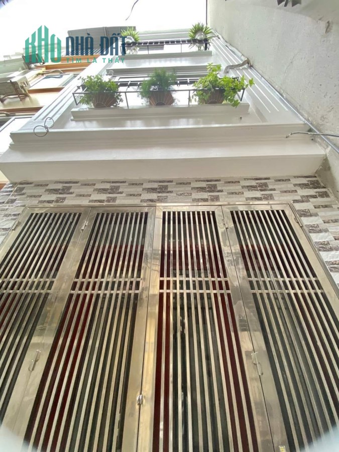 Nhỉnh 3.5 tỷ có nhà Hà Đông 47m2, 4 phòng ngủ, cách đường ô tô 10m, LH0936206176