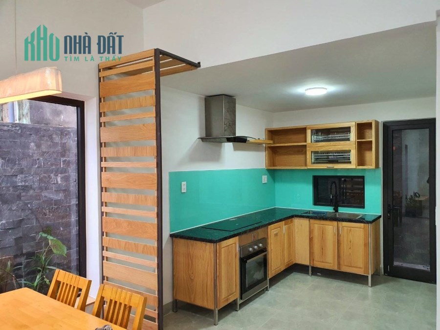 .Nhà Hà Khê sát Biển Nguyễn Tất Thành, 70m2, 3 tầng, lô góc
