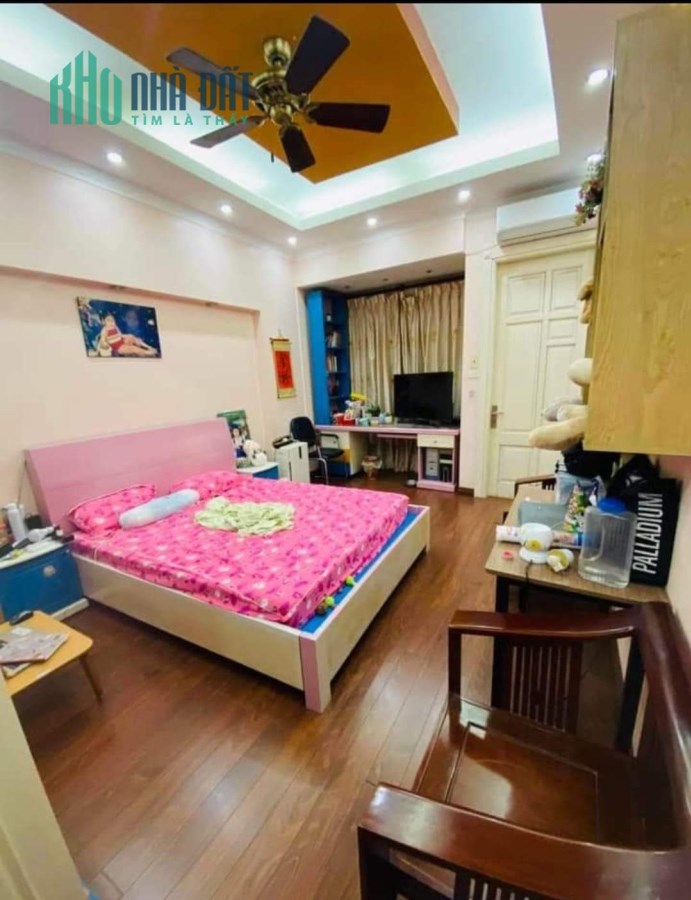 Bán nhà mặt phố Trung Kính, Cầu Giấy dtsd 65m, 5T nhỉnh 17 tỷ, vỉa hè đá bóng, KD đa dạng