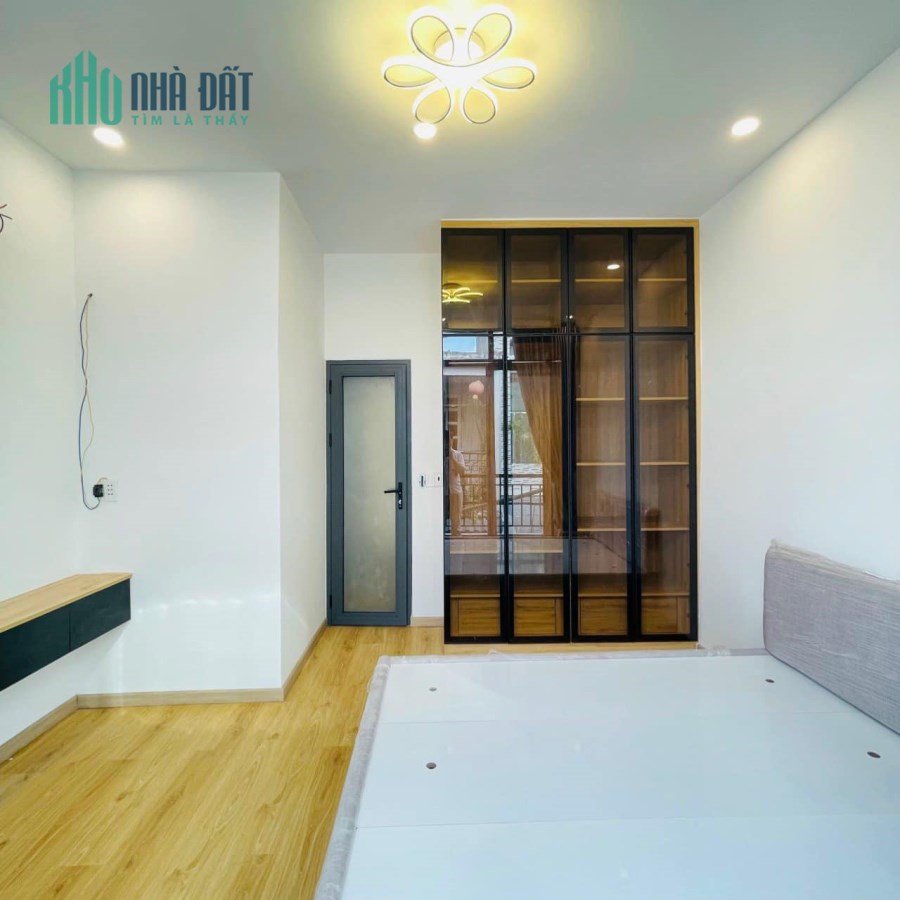 Nhà thiết kế hiện đại, đường 40 Hiệp Bình Chánh TP Thủ Đức  32m2/3,6 tỷ