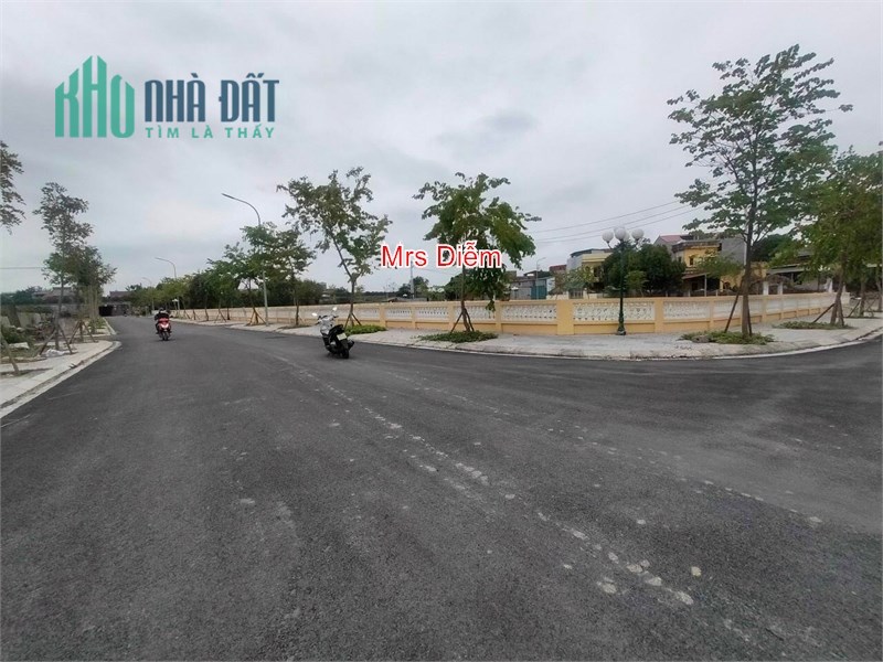 Chỉ hơn 900 triệu có ngay 45m đất lô góc hai mặt tiền tuyệt đẹp tại Dục Tú, Đông Anh