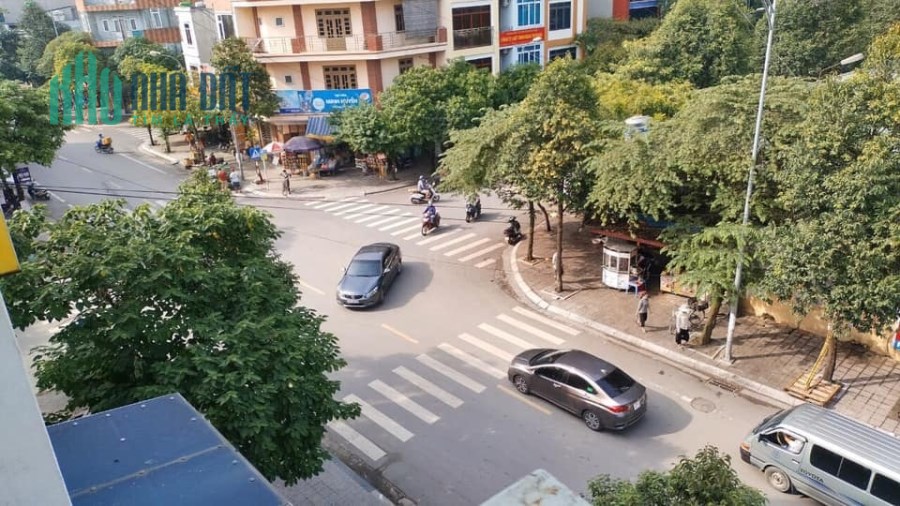 Bán nhà mặt phố Văn La, Hà Đông, 72m2x4T, mt5m, kinh doanh, giá 12 tỷ