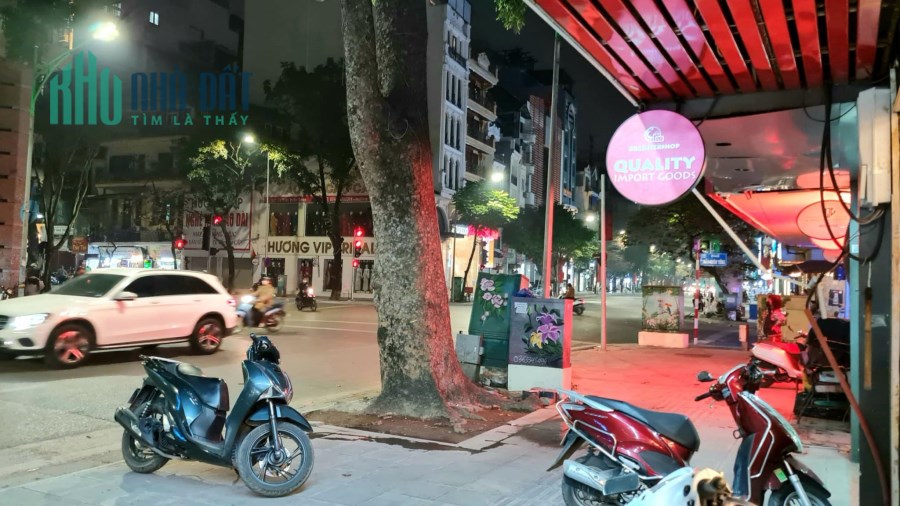 3 tỷ 250 Phạm Ngọc Thạch - Kinh doanh nhỏ, ô tô đỗ cửa.