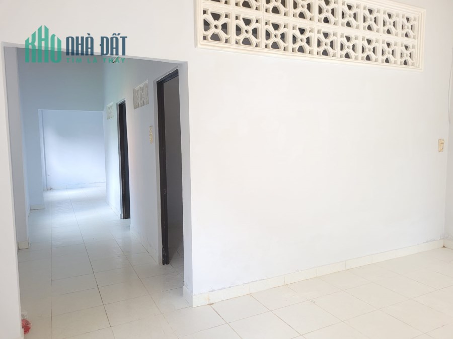 BÁN NHÀ MIẾU GÒ XOÀI, BÌNH TÂN DT 4 X 15 NỞ HẬU