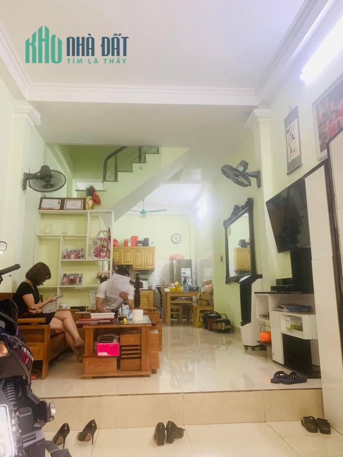 NHÀ HIẾM PHÚ ĐÔ 52M2 x 4T - Ô TÔ VÀO NHÀ - KINH DOANH - LÔ GÓC 3 THOÁNG - 6,2 TỶ