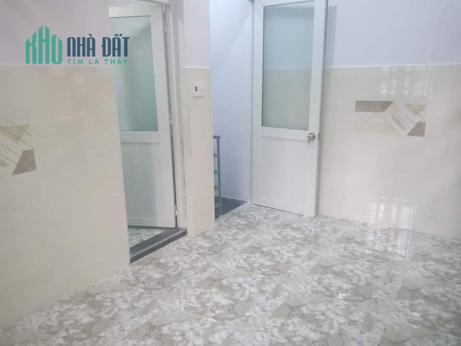 Nhỉnh 2 tỷ có nhà Q3, hẻm rộng rãi, an ninh, thông tứ tung, vị trí VIP, giáp Phú Nhuận, Q1, 30m ra