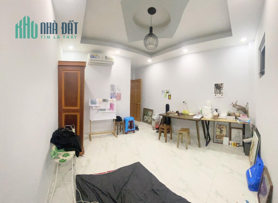 Bán nhà HXH 4 tầng BTCT, 52m2 (4 x 13), 4PN, Sổ vuông đẹp, ở ngay