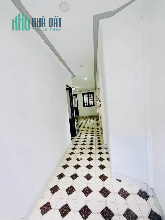 Nhà Phan Huy Ích, 4.8x13.5, 4 tầng, giá chỉ 6.x tỷ