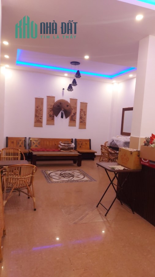 BÁN KS NHA TRANG KHÁNH HÒA, GIÁ 18 TỶ