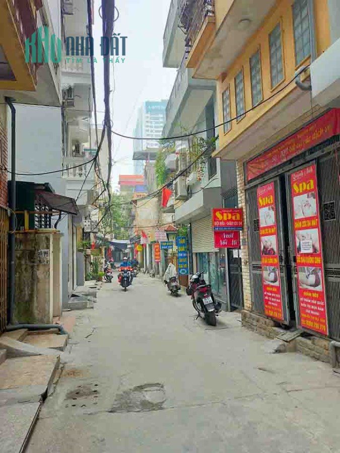 Cần bán gấp, nhà Trường Chinh, ngõ ô tô, 60m2, 4T, rộng 3.4m, giá chỉ 6.9 tỷ