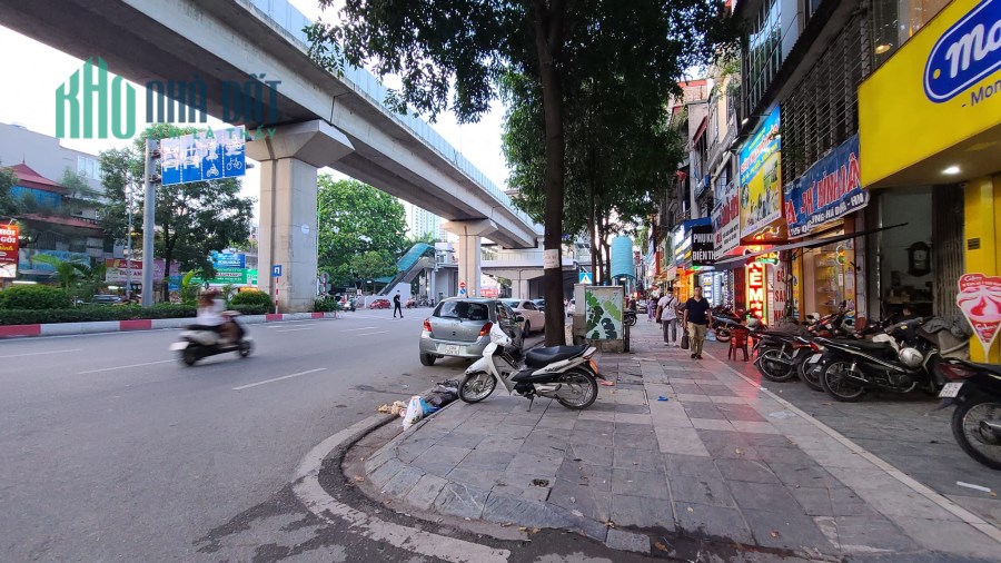 Bán nhà Quang Trung Hà Đông, lô góc thoáng sáng tự nhiên, diện tích khủng 72m2 - 4 tầng, mặt tiền