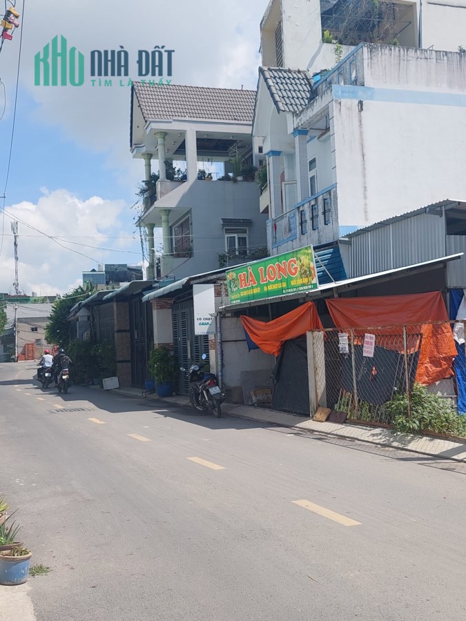 Bán nhà 60m2 hẻm xe tải tới nhà, Tăng Nhơn Phú B, chỉ 3,79tỷ TL,  Quận9.