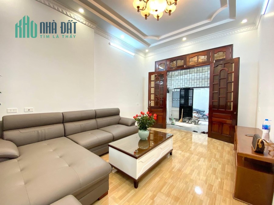 SIÊU HIẾM NHÀ NGÕ TRUNG KÍNH CẦU GIẤY 50m 6.68 TỶ