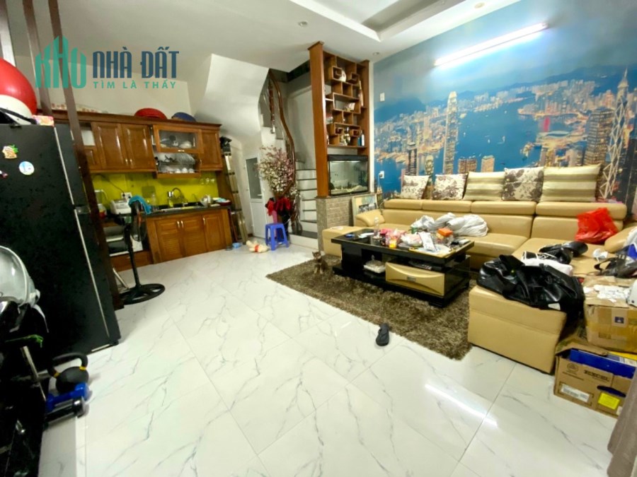Bán nhà  siêu đẹp, Đào Tấn Ba Đình  35m, 5 Tầng,  giá 4 tỷ 500 triệu, nhà đẹp ở luôn.