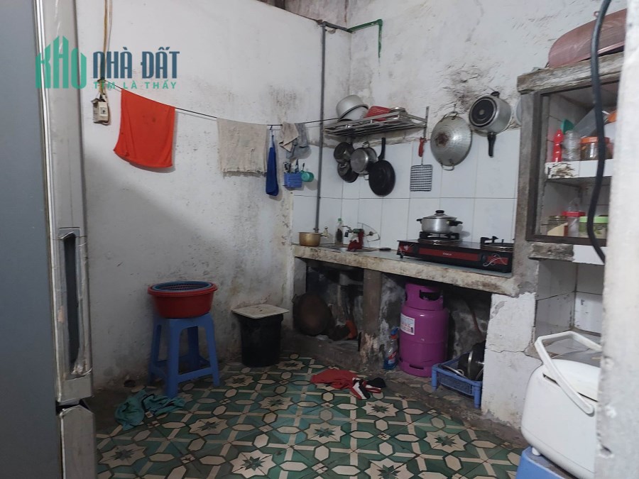 BÁN NHÀ PHÂN LÔ Ô TÔ ĐỖ  GẦN KHU ĐIỆN ĐƯỜNG, TRƯỜNG TRẠM