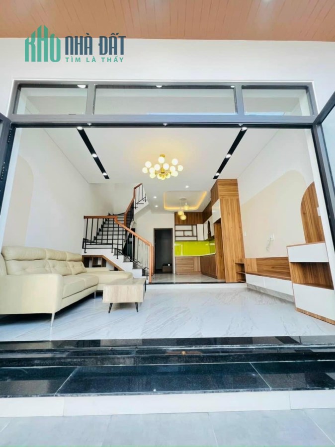(Hàng Chốt Tết) BÁN NHÀ MỚI TINH , DT 5.5x17m2, 4 Tầng Chỉ 8.X Tỷ, TẶNG  NỘI THẤT CAO CẤP NHƯ HÌNH