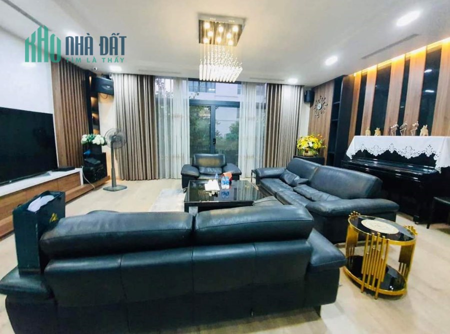 Mặt phố Trung Kính gần ĐSQ Mỹ, 2 mặt đường 50m2x5T chỉ 24.89 tỷ. LH 0989.62.6116