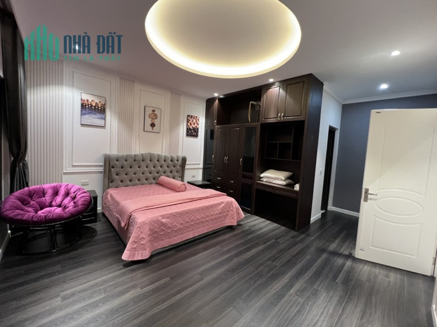 Mặt phố Trung Kính gần ĐSQ Mỹ, 2 mặt đường 50m2x5T chỉ 24.89 tỷ. LH 0989.62.6116