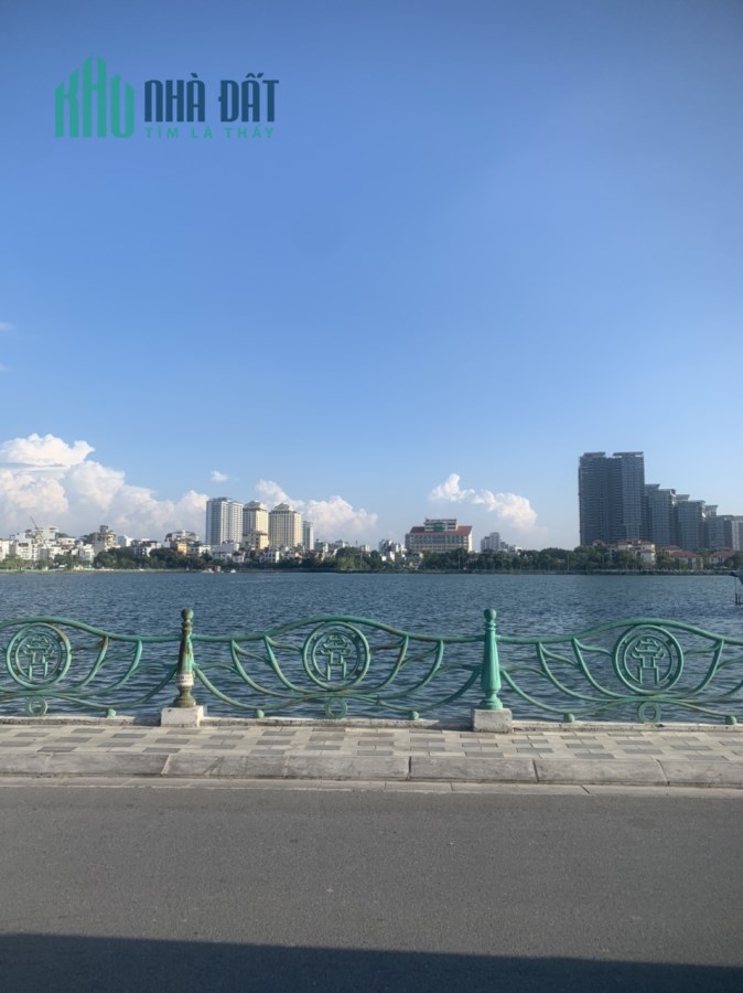 NHÀ ĐẸP Ở NGAY THỤY KHUÊ TÂY HỒ 5.1 TỶ