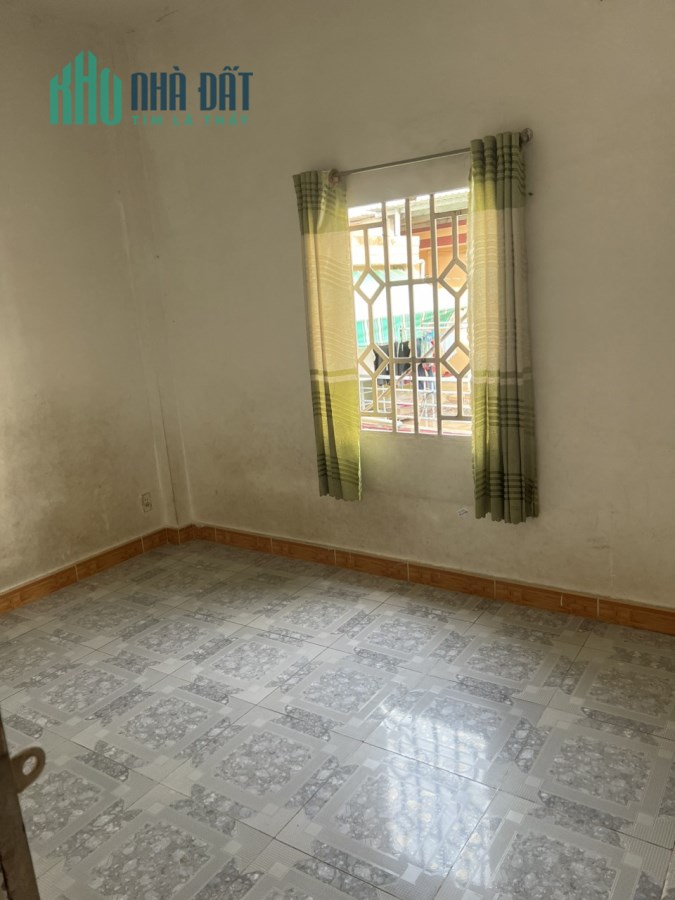 Bán gấp nhà 429/53 Chiến Lược, phường Bình Trị Đông A, quận Bình Tân
