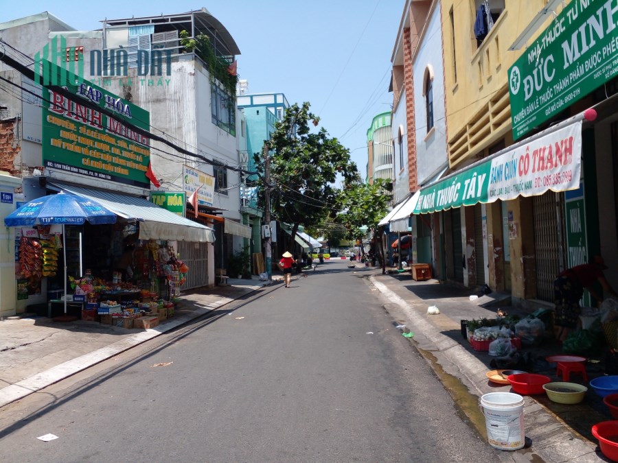 Đất Vàng hẻm 114 hoàng văn thụ, vũng tàu  82m2, giá 7,8 tỷ thuong lượng, mua ngay.