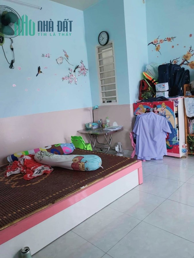 Bán Nhà Tân Hương Tân Phú, DT 48m2, 3 Tầng, 3PN Chỉ 3 Tỷ Nhỉnh