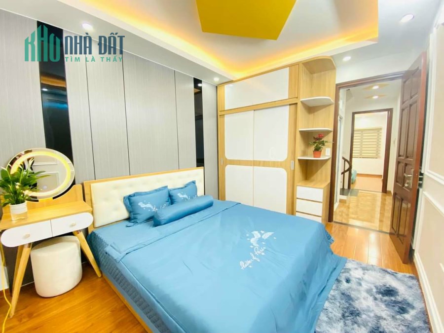SIÊU PHẨM NHÀ ĐẸP NGÕ 460 KHƯƠNG ĐÌNH, 40M2 5 TẦNG FULL NỘI THẤT, NGÕ RỘNG THOÁNG, CHỈ 4.75 TỶ.