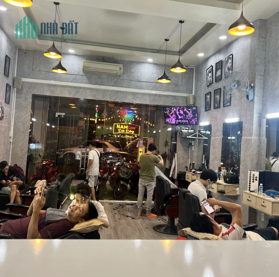 SANG TIỆM TÓC NAM MẶT TIỀN – Địa chỉ: số 392, Đường Nguyễn Văn Khối, Phường 8, Quận Gò Vấp