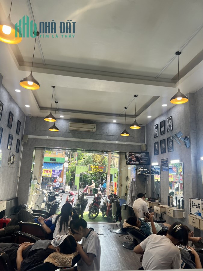 SANG TIỆM TÓC NAM MẶT TIỀN – Địa chỉ: số 392, Đường Nguyễn Văn Khối, Phường 8, Quận Gò Vấp