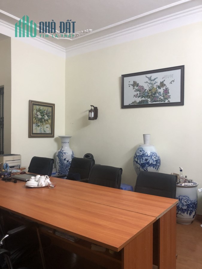 Nhà đẹp Ngọc Thụy TRONG ĐÊ 65Mx4T MT 5.3m nhỉnh 5 tỷ
