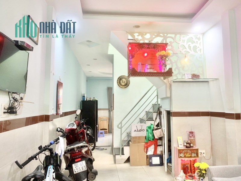 Đầu Tư Bán Lỗ _ Bán Nhà HXH Quận Gò Vấp Vuông Vức 2,7 tỷ TL