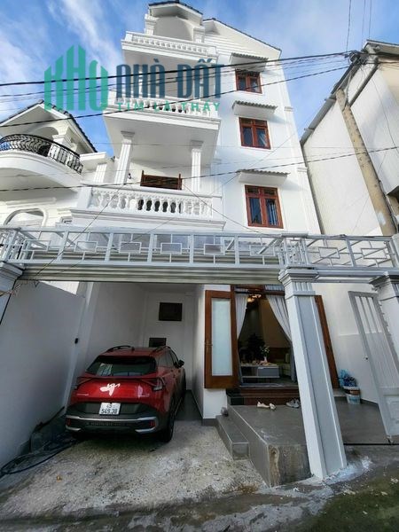 Bán nhà mới xây trung tâm Phường 9 Đà Lạt cách ngã tư Phan Chu Trinh 100m