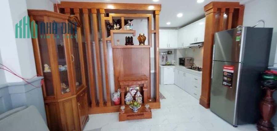 Bán gấp nhà HXH, Lê Văn Sỹ. 34m2, thiết kế hiện đại, vị trí trung tâm, nhà mới ở ngay, chủ tặng nội