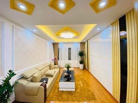 KHƯƠNG ĐÌNH, THANH XUÂN, NHÀ ĐẸP LONG LANH ĐÓN TẾT,  39M, 5T, MT: 3.5M, 4.75 TỶ