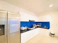 Bán căn hộ Melody tầng trung 2PN view biển đẹp, đầy đủ nội thất. Lh: 0868243279 Mrs Phương