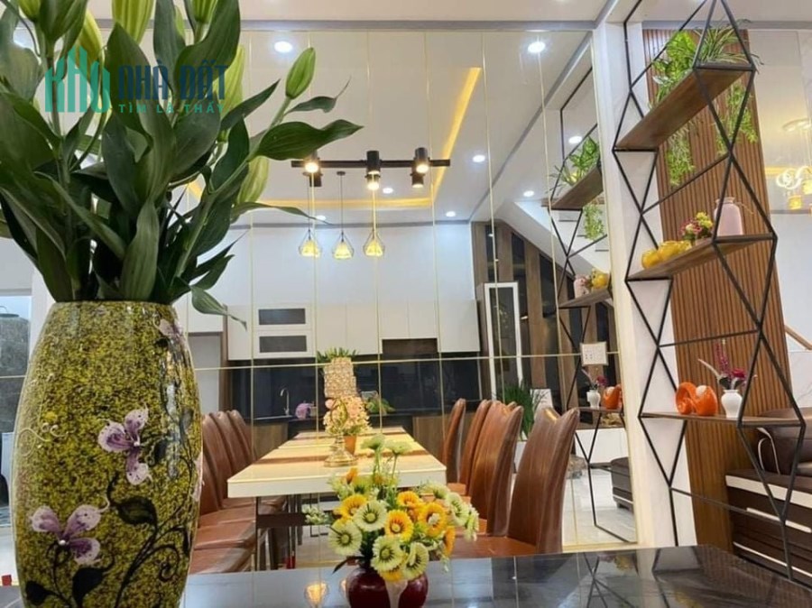 Nhà ngay sát MP Vũ Tông Phan, Thanh Xuân. 
S=54m2, 4 tầng - Giá 9 tỷ