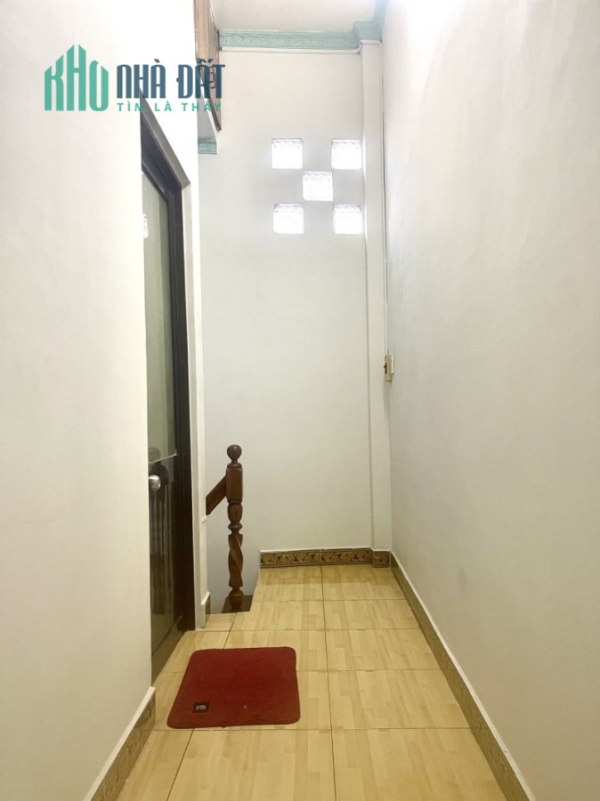 BÁN NHÀ Phan Đăng Lưu, Phú Nhuận- 38m2- 2 tầng- Chỉ 4 tỷ 8